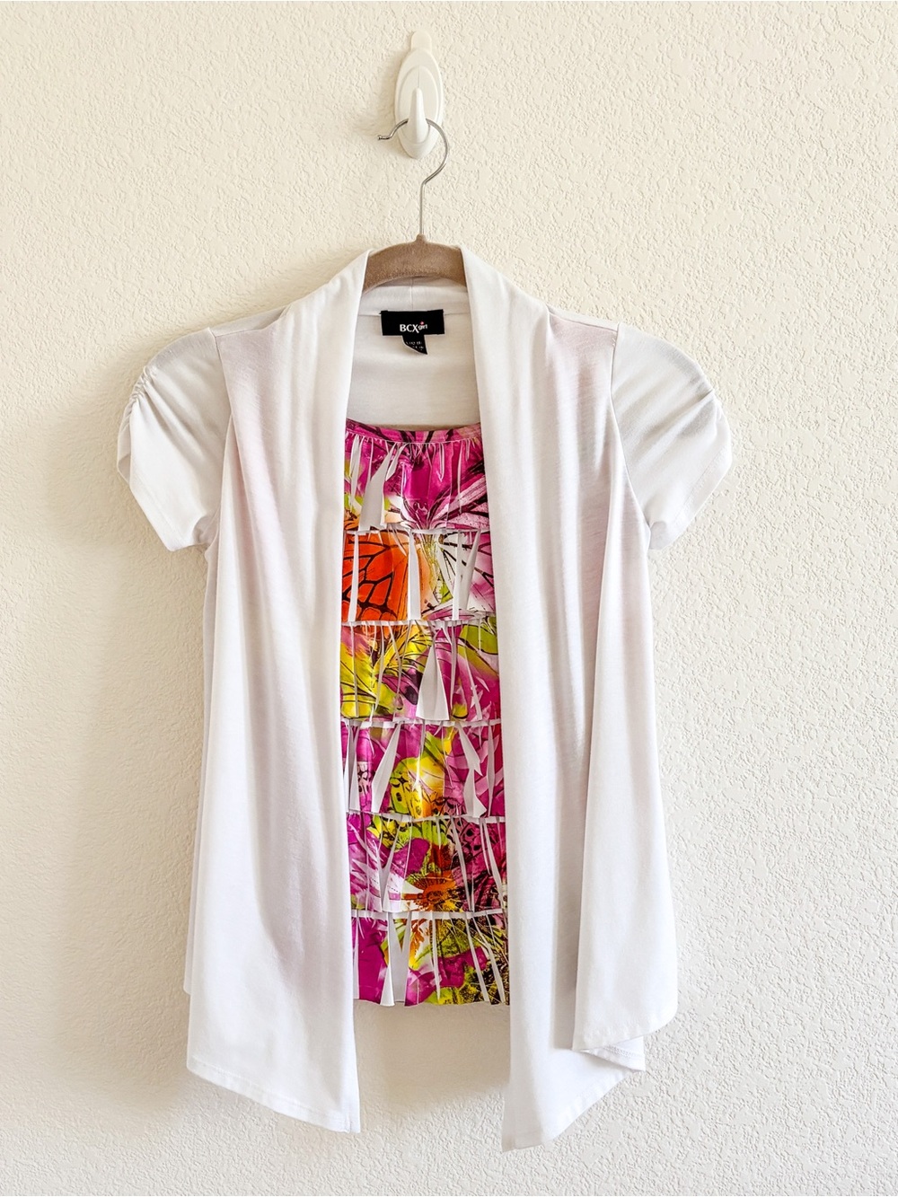 BCX White Open-Front Short-Sleeve Tunic with Pink Floral Panel